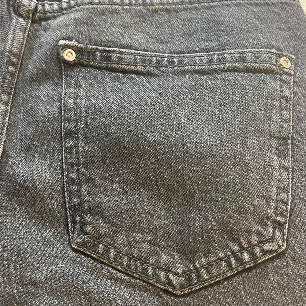 Zara women’s Jeans and FREE TOP - Picture 9 of 16